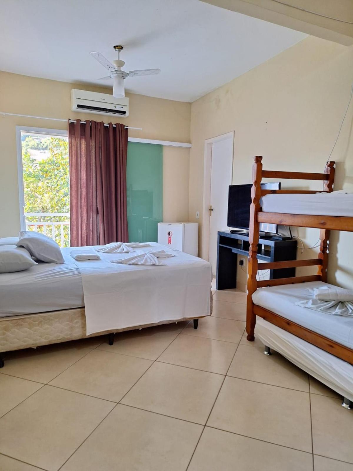Hospedagem Recanto Dos Anjos Арраял-ду-Кабу Екстер'єр фото